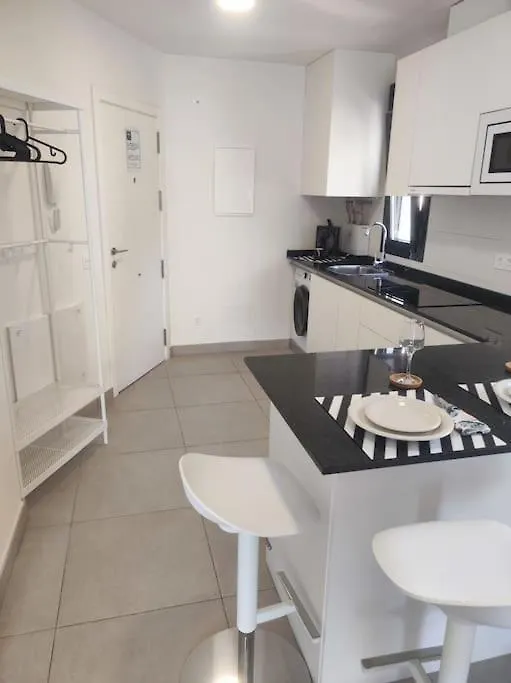 Apartamento Piso Completo-Parking Gratuito Málaga 0*,